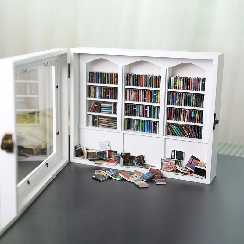 Kinetic Miniature Library – Wooden Anti-Anxiety "Shake & Sort" Bookshelf